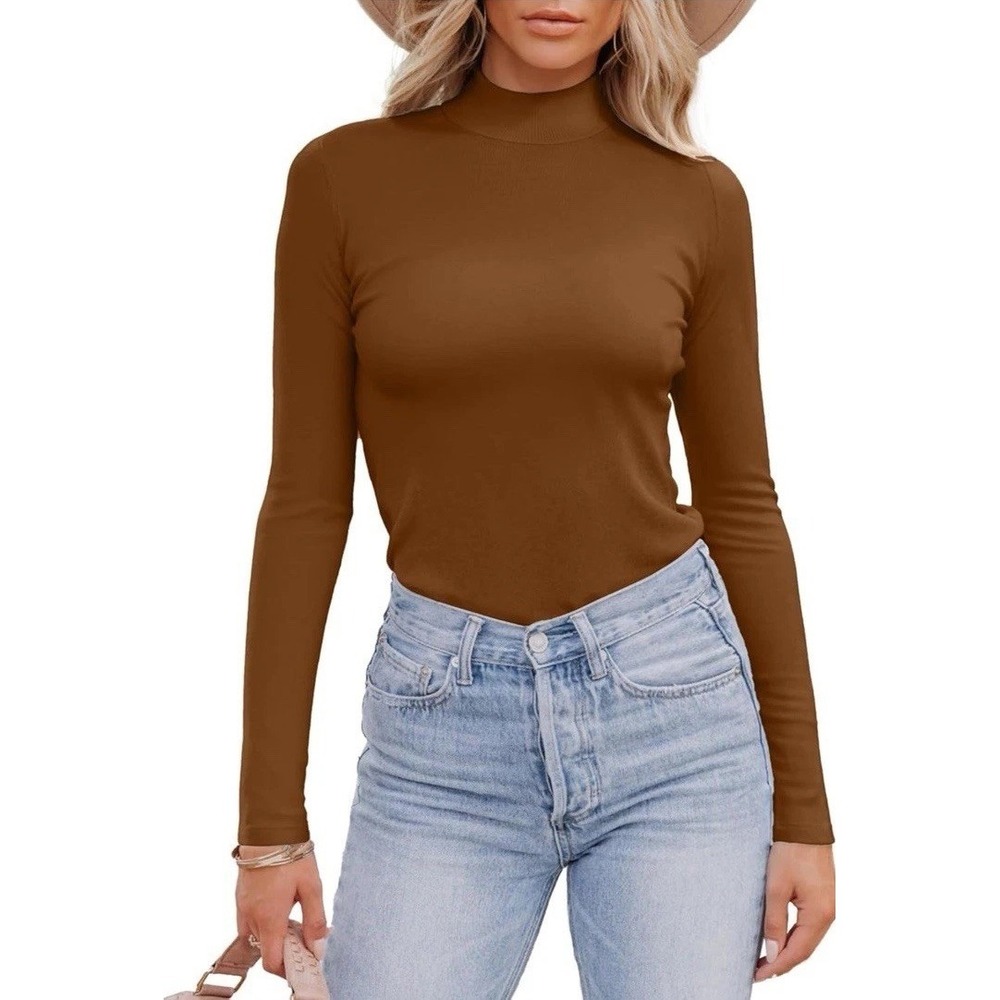 Long Sleeve Mock Neck Top in Brown